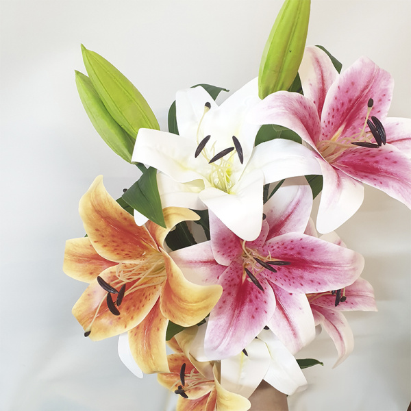 Ветка Лилия 3 цветка PKSBD-1 в ассортименте 100см (СС)