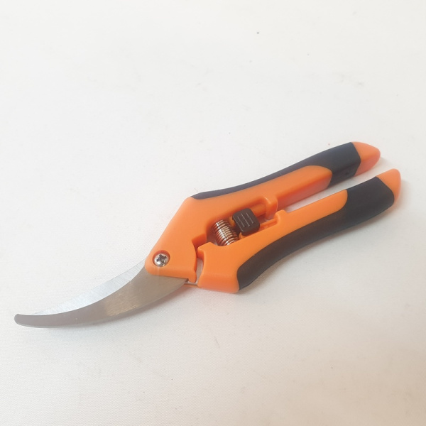 Ножницы SBO-197 16,5см универс садов нерж сталь (СС)(12шт) Ножницы SBO-197 16,5см универс садов нерж сталь (СС)(12шт)